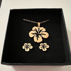 Hawaiian Stainless steel hibiscus necklace and earring set